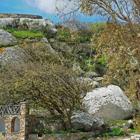 Freedom's House On Volaka Village Tinos Casa vacanze